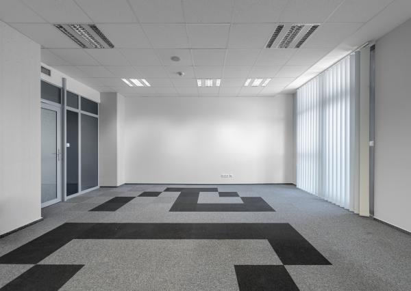 Na prenájom kancelária o výmere 42,5 m2 v budove Business centrum Moldavská v Košiciach.