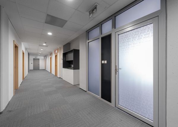 Na prenájom kancelária o výmere 42,5 m2 v budove Business centrum Moldavská v Košiciach.