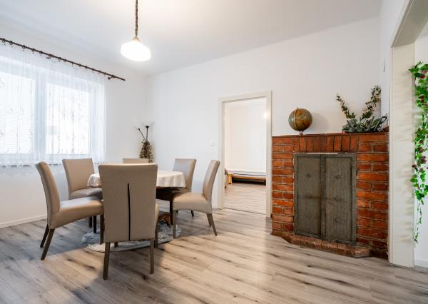 Prenájom, krásny 4-izbový byt v centre Piešťan, Sládkovičova ulica, 117 m2