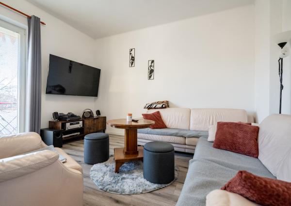 Prenájom, krásny 4-izbový byt v centre Piešťan, Sládkovičova ulica, 117 m2