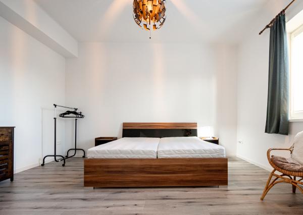 Prenájom, krásny 4-izbový byt v centre Piešťan, Sládkovičova ulica, 117 m2