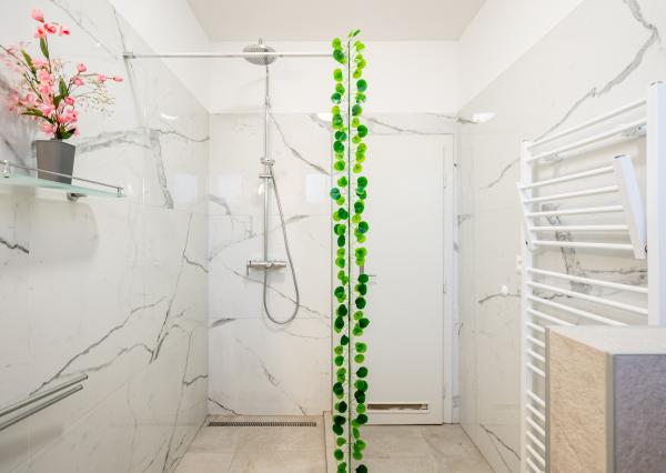 Prenájom, krásny 4-izbový byt v centre Piešťan, Sládkovičova ulica, 117 m2