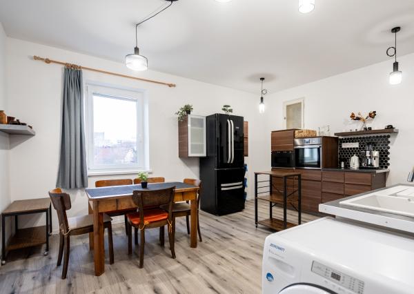 Prenájom, krásny 4-izbový byt v centre Piešťan, Sládkovičova ulica, 117 m2