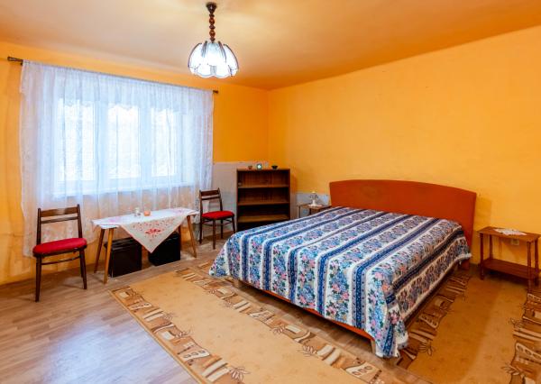 Exkluzívne na predaj zachovalá chalúpka v srdci Tokaja - ideálne víkendové sídlo.