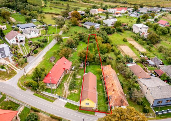 Exkluzívne na predaj zachovalá chalúpka v srdci Tokaja - ideálne víkendové sídlo.