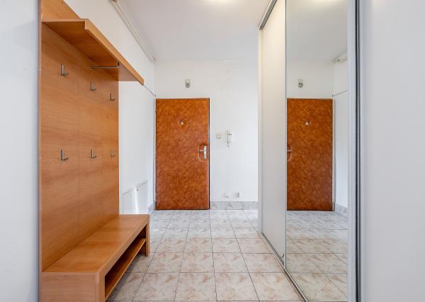 Ponúkame Vám na prenájom veľmi pekný 2 izbový byt  s parkovacím miestom v Košiciach na ulici Rastislavova