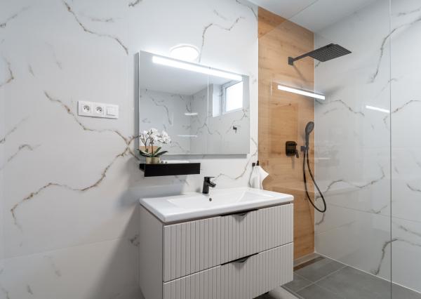 Ponúkame Vám na predaj novostavbu rodinného domu na súkromnej ulici v obci Ruskov.