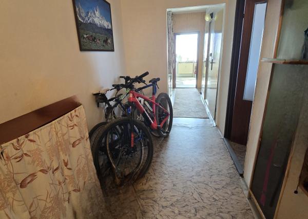 Exkluzívne na predaj veľký slnečný 3-izbový byt s balkónom v Poprade na sídlisku Nový juh, ul. Jesenná