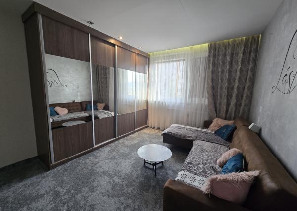 REZERVOVANÉ - Exkluzívne na predaj 4-izbový nadštandardný  byt s balkónom v Poprade na  ulici Šrobárovej