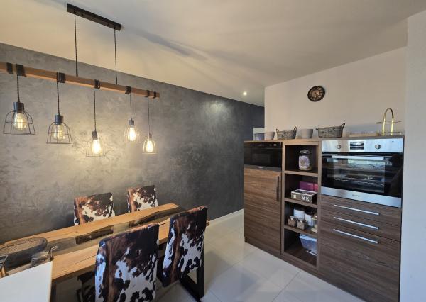 REZERVOVANÉ - Exkluzívne na predaj 4-izbový nadštandardný  byt s balkónom v Poprade na  ulici Šrobárovej