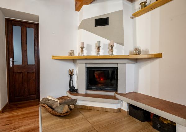 REZERVOVANÉ - Exkluzívne na predaj 3-izbový rodinný dom po kompletnej rekonštrukcii v obci Banská Belá, okres Banská Štiavnica