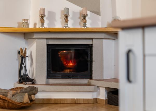 REZERVOVANÉ - Exkluzívne na predaj 3-izbový rodinný dom po kompletnej rekonštrukcii v obci Banská Belá, okres Banská Štiavnica