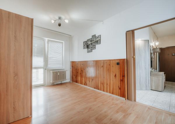 Exkluzívne ponúkame na PRENÁJOM 4 izbový byt na ulici Jána Švermu 6, v Bardejove.