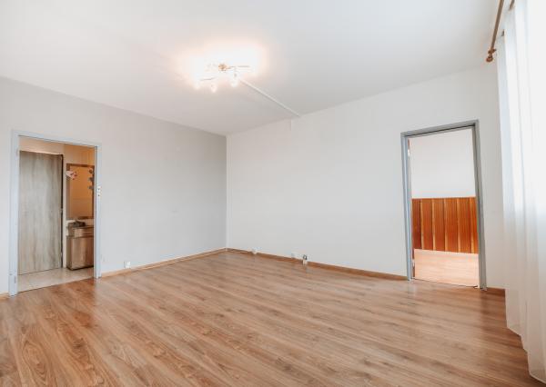 Exkluzívne ponúkame na PRENÁJOM 4 izbový byt na ulici Jána Švermu 6, v Bardejove.