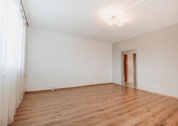 Exkluzívne ponúkame na PRENÁJOM 4 izbový byt na ulici Jána Švermu 6, v Bardejove.