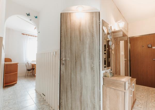 Exkluzívne ponúkame na PRENÁJOM 4 izbový byt na ulici Jána Švermu 6, v Bardejove.