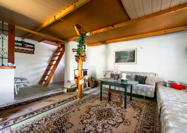 Ponúkame Vám na predaj chatu so záhradou na Bukovci