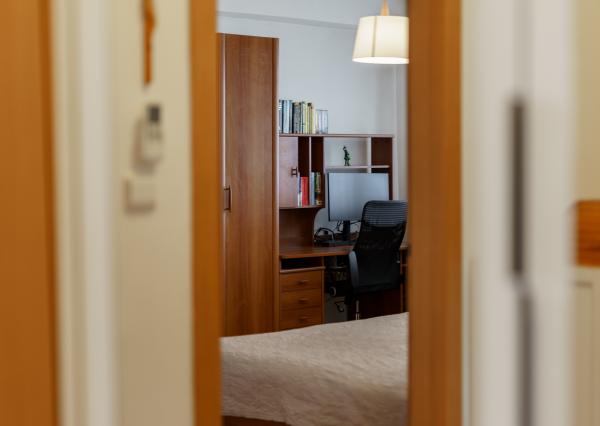 NA PREDAJ 3-izbový klimatizovaný byt 79,34m2 v obľúbenej lokalite s výbornou dostupnosťou, ul. Tehelná