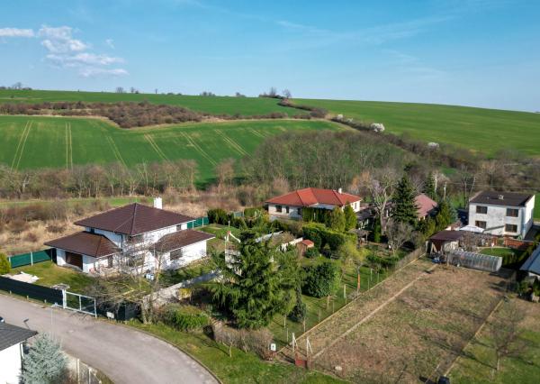 REZERVOVANÉ - PREDAJ, pozemok 350 m², Kľačany, Hlohovec