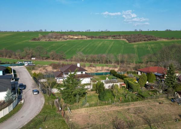 REZERVOVANÉ - PREDAJ, pozemok 350 m², Kľačany, Hlohovec
