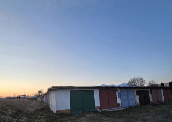 Exkluzívne na predaj garáž v Poprade, časť sídlisko Západ na  (za novou bytovkou Ursus)