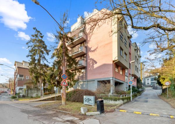 3-izb. byt s veľkou terasou a garážou pri lesoparku Železná studnička