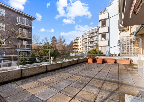 3-izb. byt s veľkou terasou a garážou pri lesoparku Železná studnička