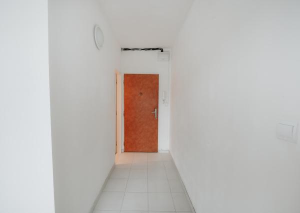 Exkluzívne ponúkame na PRENÁJOM 1 izbový byt na ulici Komenského 16, v Bardejove.