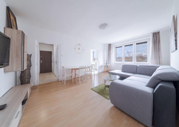 Predaj 3-izbového slnečného bytu s loggiou v mestskej časti Košice – Juh