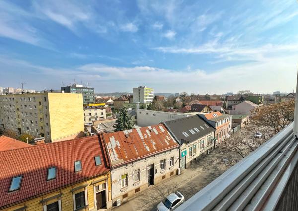 Ponúkame na prenájom 1-izbový byt na Alvinczyho ulici, Košice – Staré mesto.