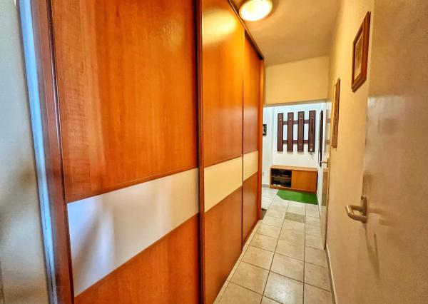 Ponúkame na prenájom 1-izbový byt na Alvinczyho ulici, Košice – Staré mesto.