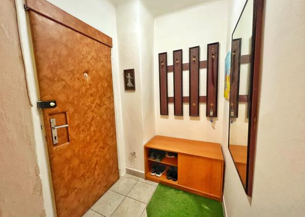 Ponúkame na prenájom 1-izbový byt na Alvinczyho ulici, Košice – Staré mesto.