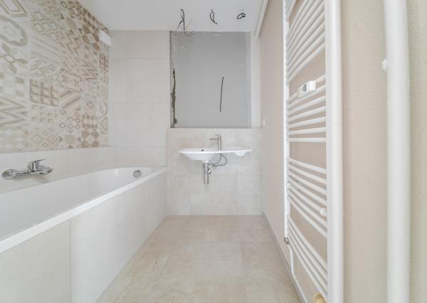 Na predaj 1-izb. novozrekonštruovaný byt, Hroncova, Košice - Sever