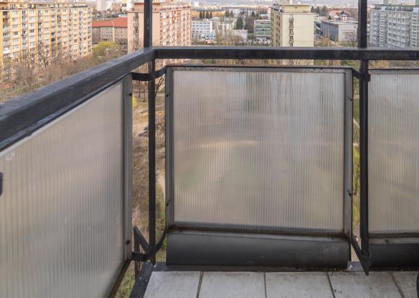 Na predaj 1-izb. novozrekonštruovaný byt, Hroncova, Košice - Sever