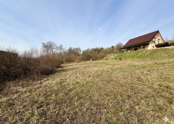 Slnečný pozemok s panoramatickým výhľadom – Domaša, časť Eva