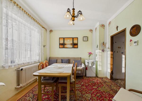 Rodinný dom s investičným potenciálom, 507 m² pozemok, Ružinov – Prievoz (Farebná ulica)