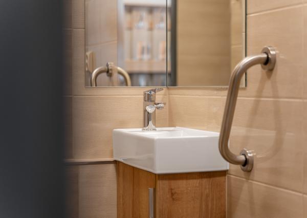 Na predaj štýlová, kompletne zrekonštruovaná garsónka – ideálna investícia aj štartovacie bývanie