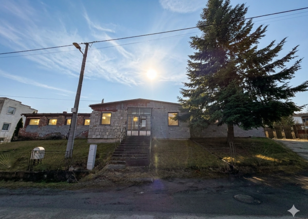 Priemyselný areál s potenciálom v Hanušovciach nad Topľou na predaj