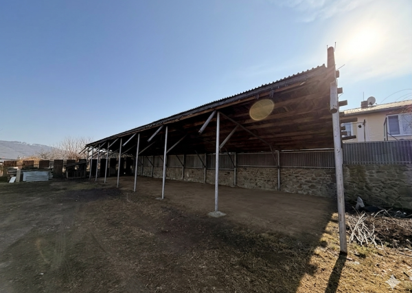 Priemyselný areál s potenciálom v Hanušovciach nad Topľou na predaj