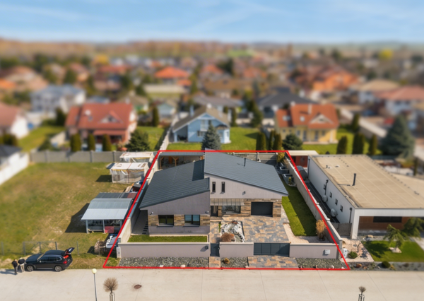 Na predaj moderný rodinný dom, ponúkajúci komfortné a nadštandardné  bývanie