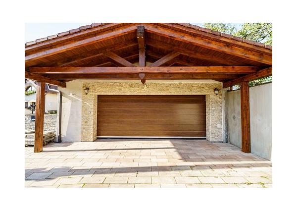 Na prenájom krásny 6-izbový rodinný dom v meste Vrbové, s priestranným  pozemkom 2167 m2, Piešťany