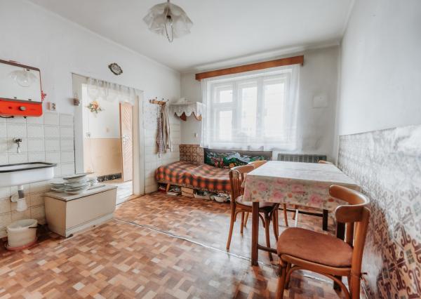 Na predaj: Starší rodinný dom s dušou v obci Rokytov