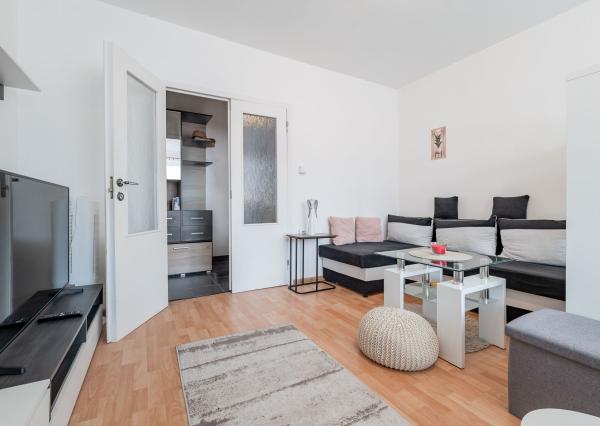 1-izbový, predaj, 35 m2, loggia, Titogradská, Košice - Sídlisko KVP