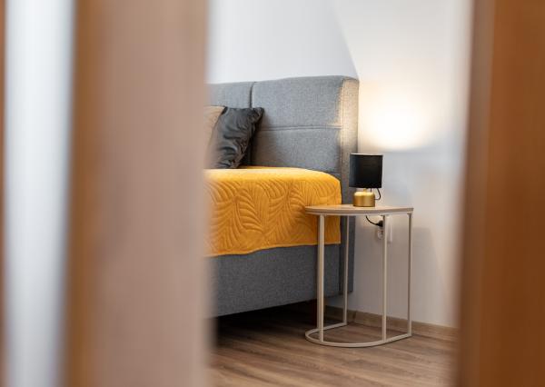 NA PREDAJ 3-izbový byt 74 m2 po kompletnej rekonštrukcií s loggiou, ul. Gessayova