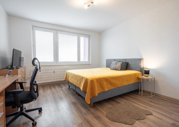 NA PREDAJ 3-izbový byt 74 m2 po kompletnej rekonštrukcií s loggiou, ul. Gessayova