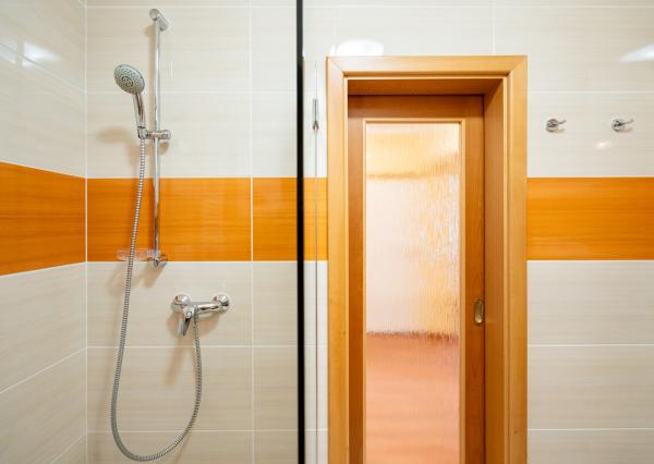 Prenájom, krásny 2-izbový byt v centre Piešťan, Kollárova ulica, 77 m2