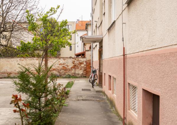 Prenájom, krásny 2-izbový byt v centre Piešťan, Kollárova ulica, 77 m2