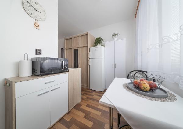 Priestranný 1i byt na predaj  • Ostravská ulica • Juh Železníky •