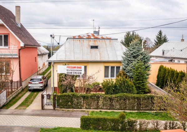 Predaj rodinného domu s pneuservisom – výborná investičná príležitosť