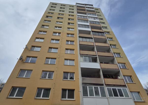 Exkluzívne na predaj 3-izbový byt s balkónom v Poprade na  starom Juhu, ulica Tomášikova